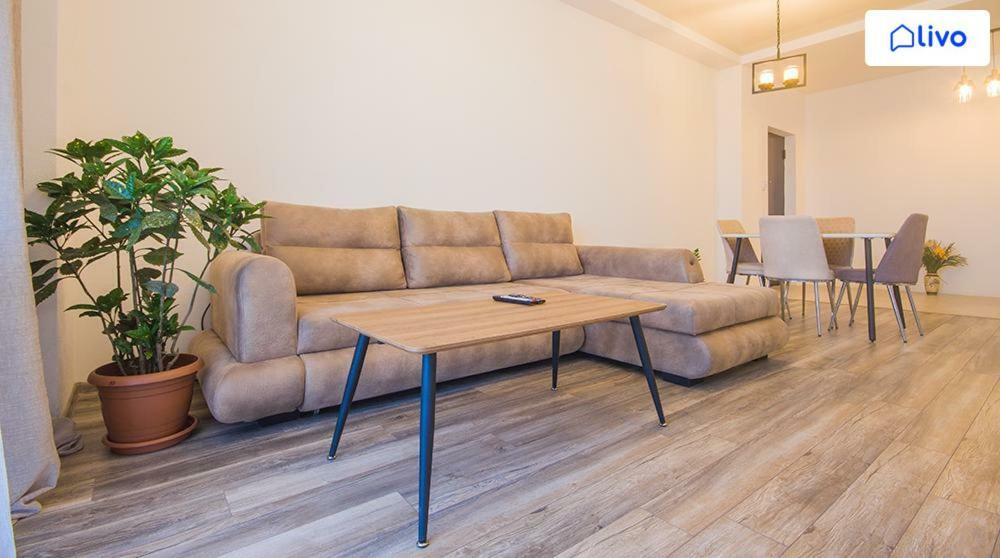Tikas Home Апартаменты Tbilisi Exterior foto